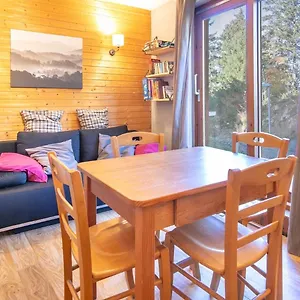  Appartement Au Pied Des Pistes, 2-4 Personnes :-) France
